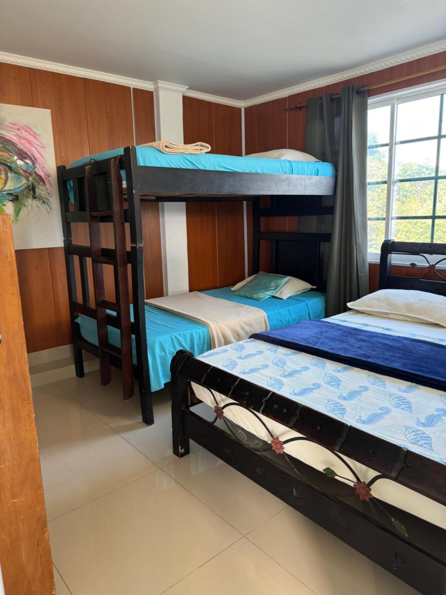 Sea Life Apartamentos En Via Principal Centro Y San Luis San Andrés Kültér fotó