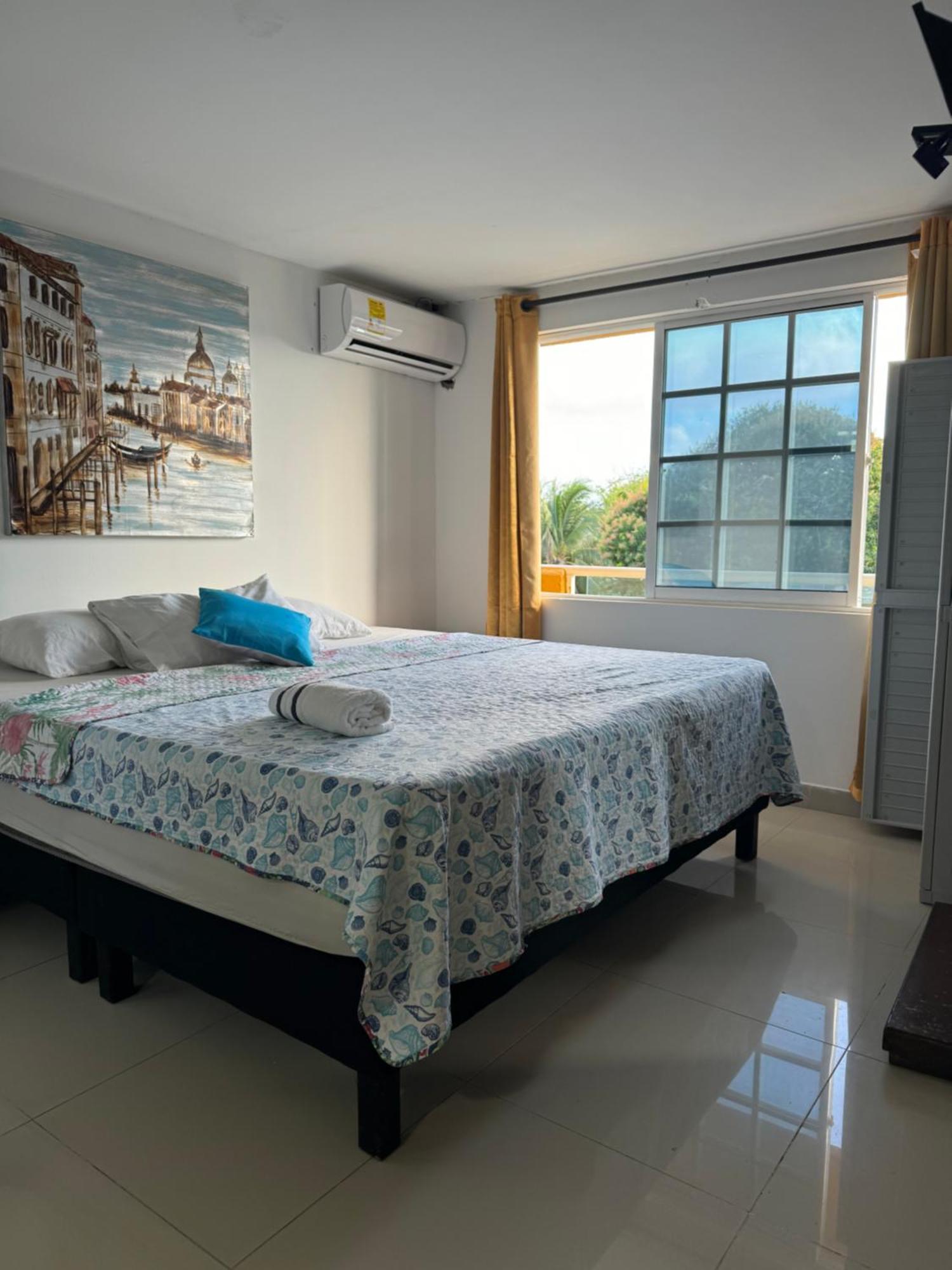 Sea Life Apartamentos En Via Principal Centro Y San Luis San Andrés Kültér fotó