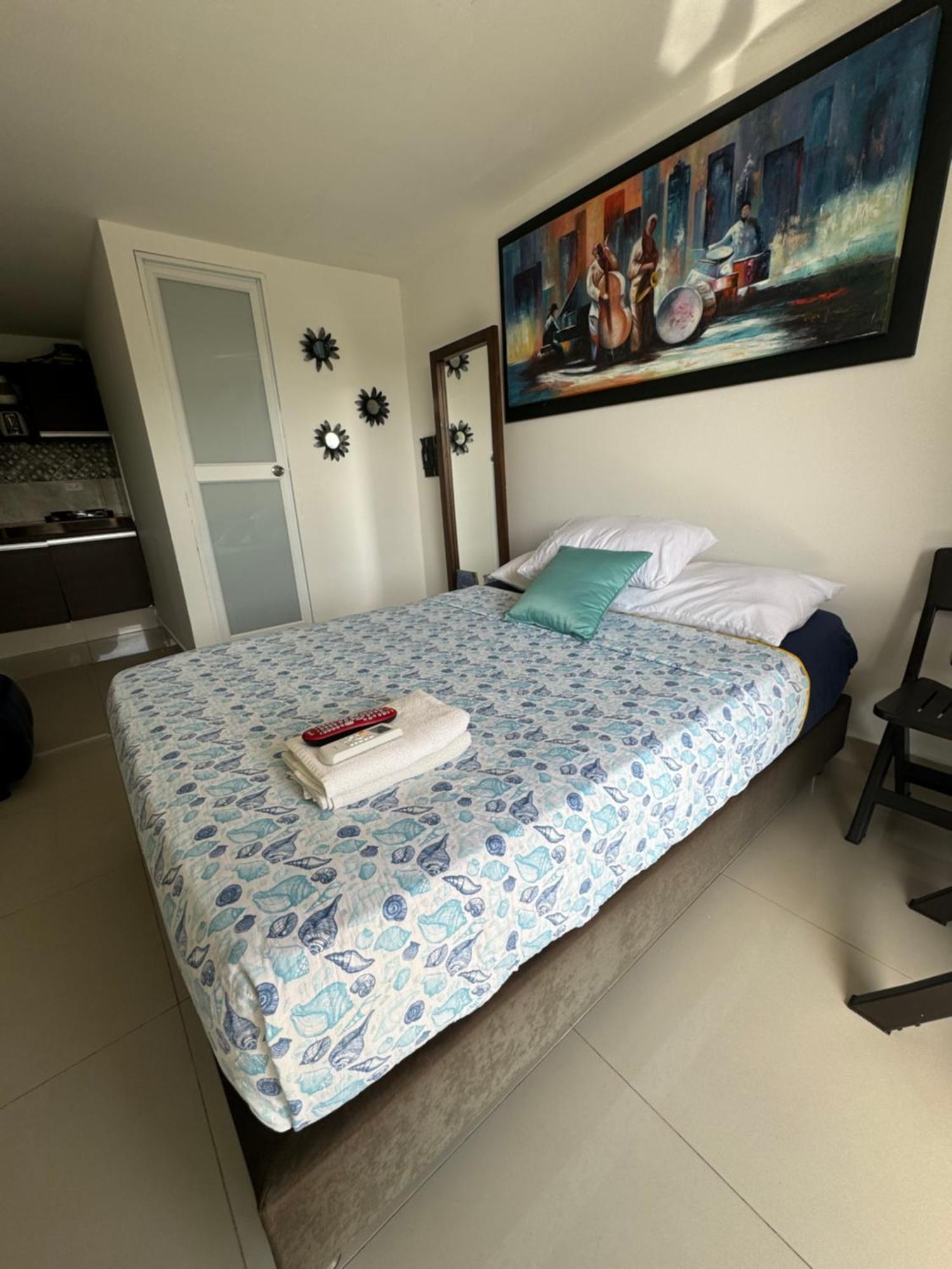 Sea Life Apartamentos En Via Principal Centro Y San Luis San Andrés Kültér fotó