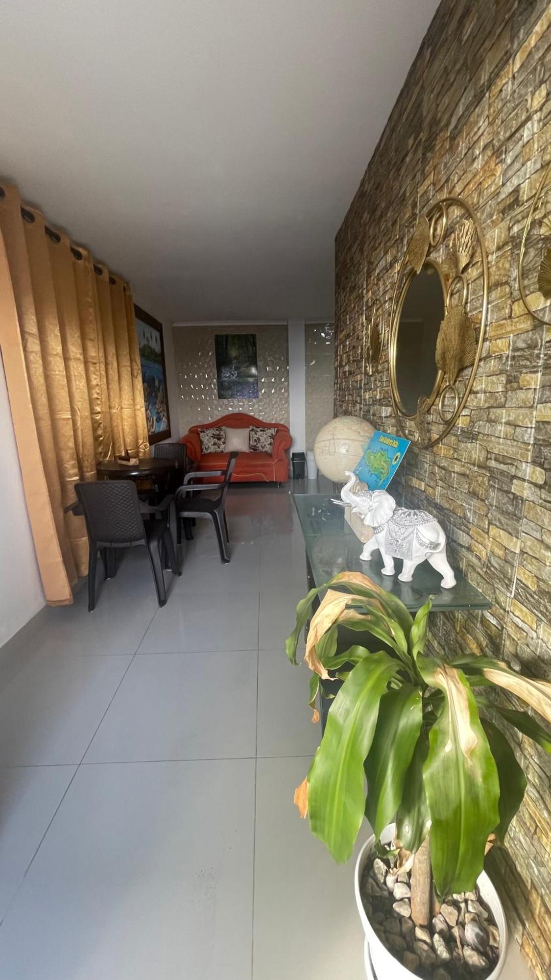 Sea Life Apartamentos En Via Principal Centro Y San Luis San Andrés Kültér fotó