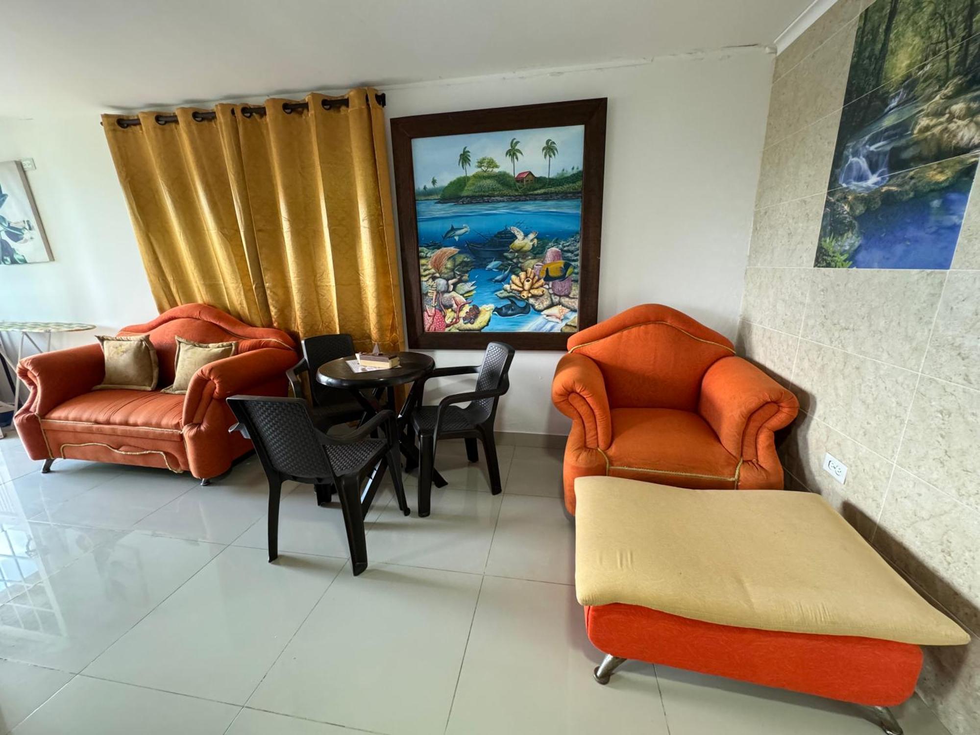 Sea Life Apartamentos En Via Principal Centro Y San Luis San Andrés Kültér fotó