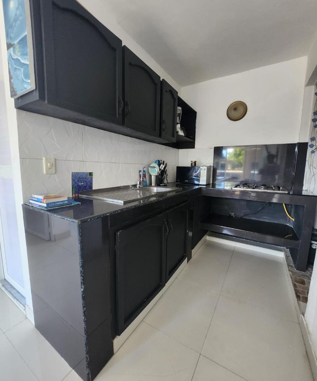 Sea Life Apartamentos En Via Principal Centro Y San Luis San Andrés Kültér fotó